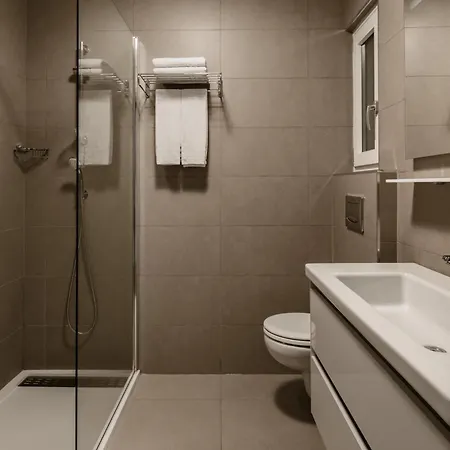 The Πανσιόν 3*