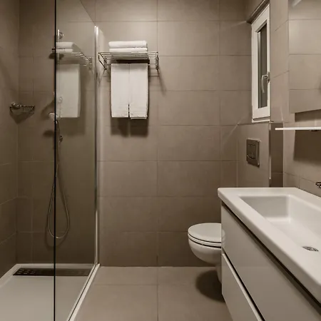 Πανσιόν The 3*